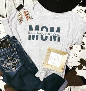 Personalized Mom tee